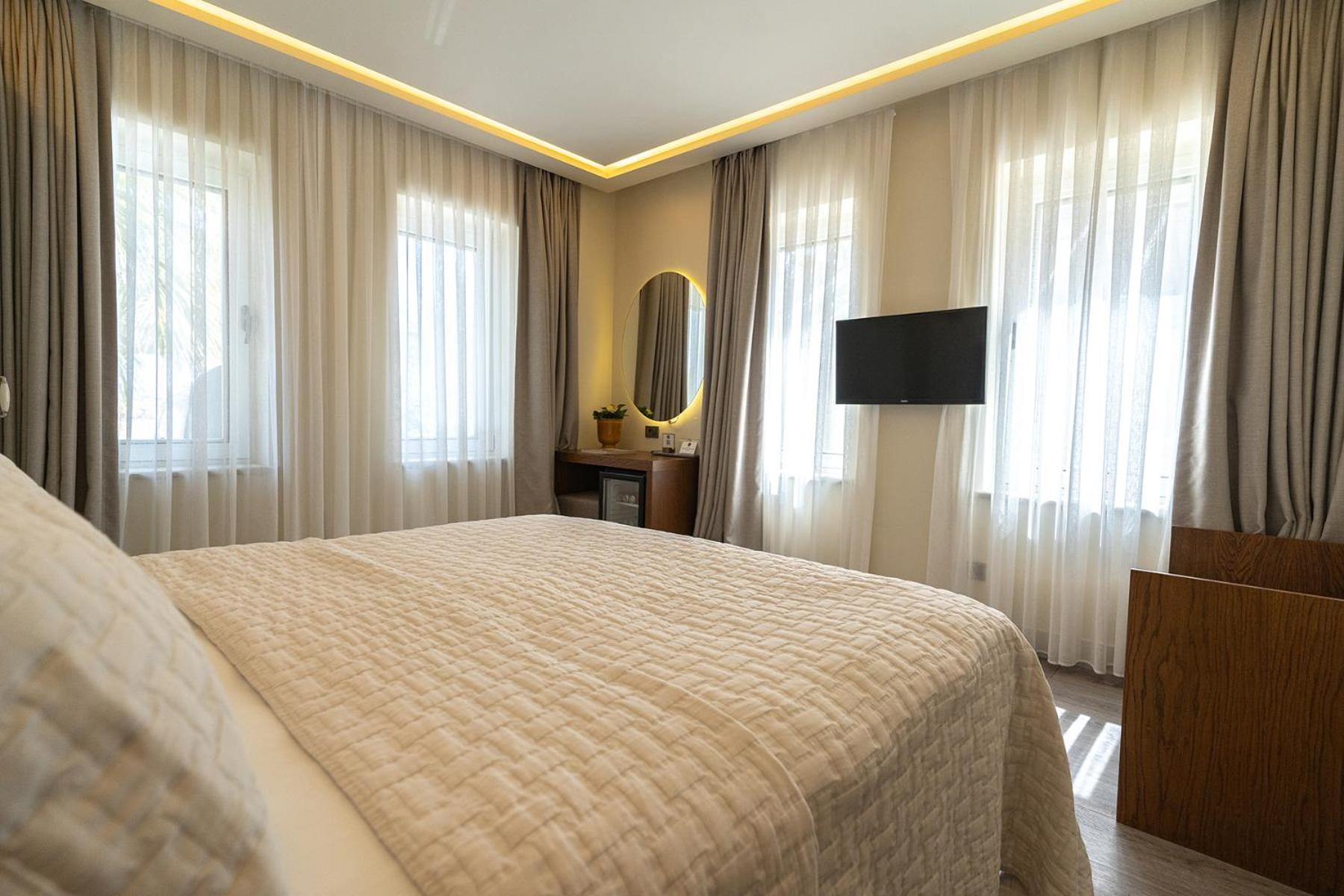 Casa Luna Hotel - Adult Only Alaçatı Exterior photo